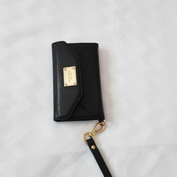 Michael Kors phone case and wallet for iPhone 5 - Picture 3 of 4